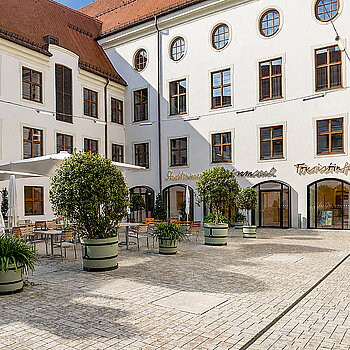 Der einladende Innenhof des Asamgebäudes. (Foto: ski)
